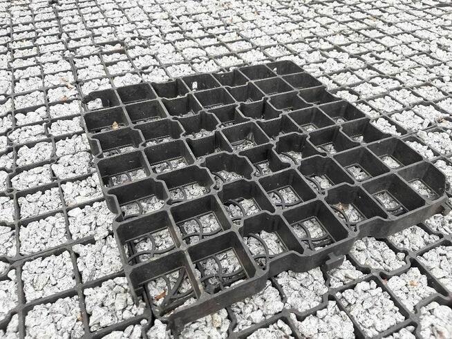 Eko Kratka Geo Ażurowa 7,40 Zł Sztuka - 3/4CM