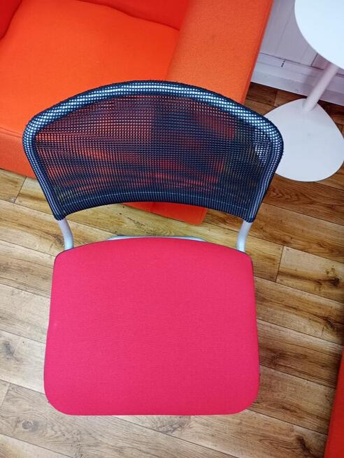 Krzesło konferencyjne czerwone krzesła fotele biurowe konfer