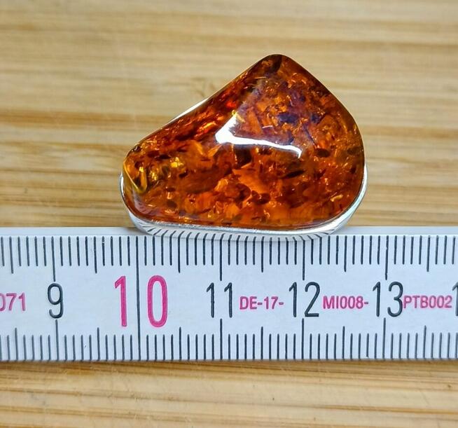 PierScionek Srebrny z Byrsztynem roz.19/18,29mm
