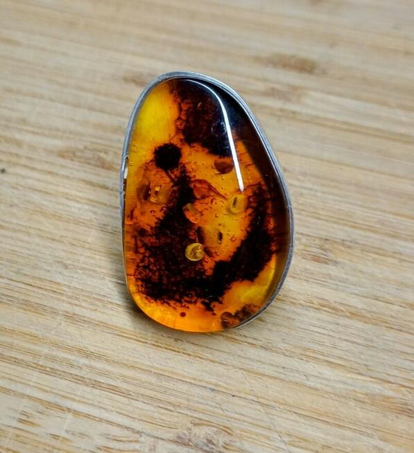 Pierścionek Srebrny z Bursztynem Roz.19/18,76mm