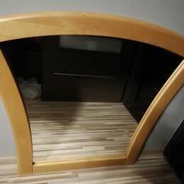 Bardzo ładne duże lustro na ścianę z drewnianą oprawą