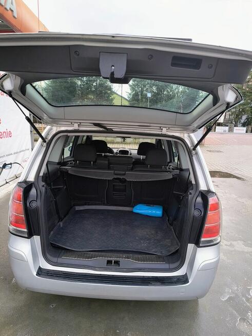 Opel Zafira B 1.8 benzyna