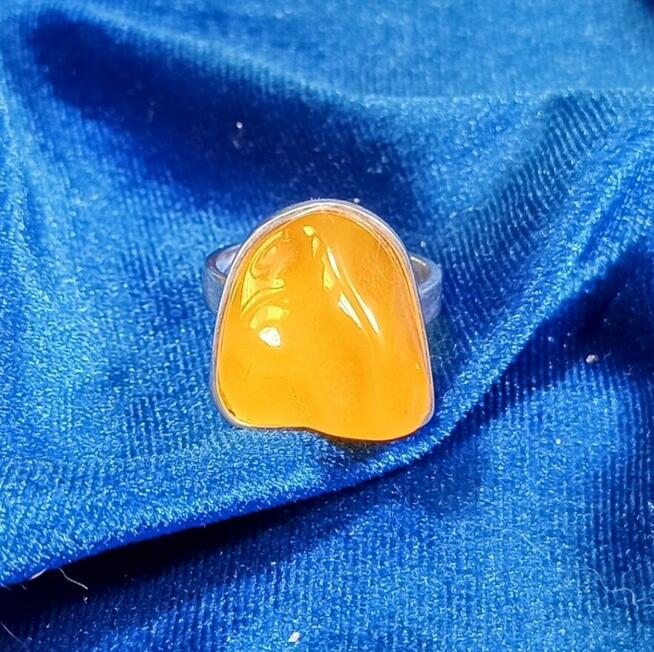 Pierścionek Srebrny z Bursztynem Roz.15/17,58mm