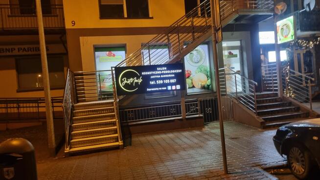 Stylizacja paznokci, manicure, pedicure, podologia.