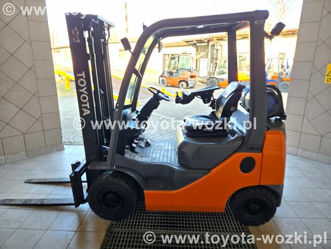 Wózek widłowy TOYOTA 8FGF18 wolny skok 8FG18 widlak Linde