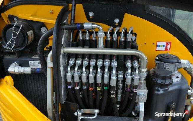 JCB 8025 koparka gąsienicowa 2,5t minikoparka