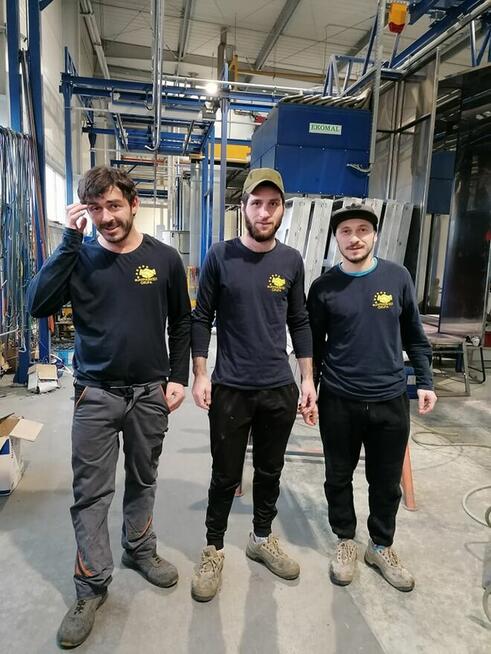 Pracownicy ze wschodu Azji i Ameryki jednorazowa opłata