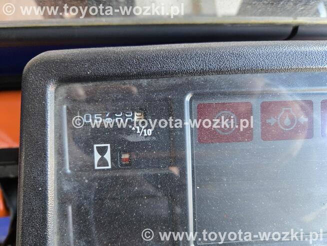 Wózek widłowy TOYOTA 5FD30 Kabina TOYOTA 5FDF30 Linde