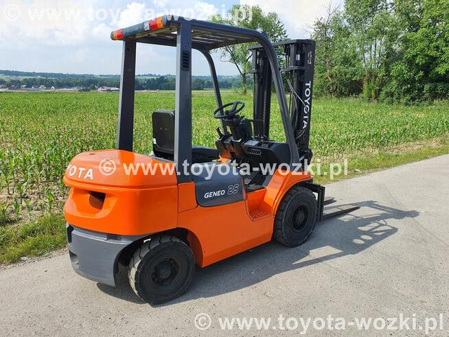 Wózek Widłowy TOYOTA 7FD25 , TOYOTA 7FDF25 widlak Linde