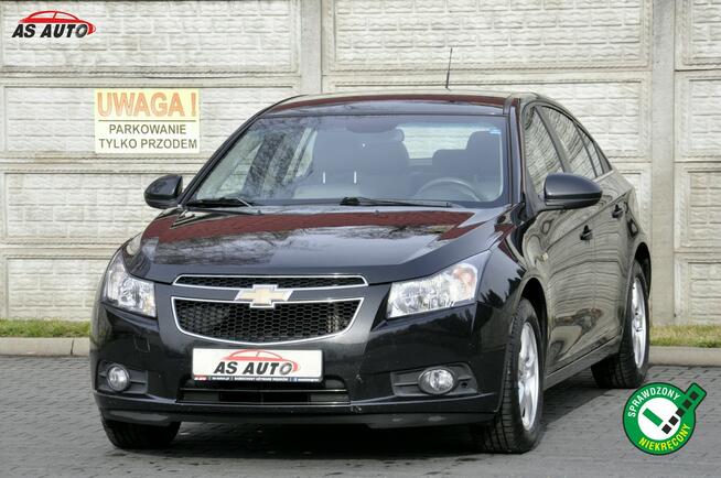 Chevrolet Cruze LS 1.8i 141KM Navi/PDC/Alu/Tempomat/AUX/BT/Model2011