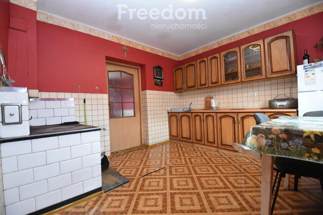 Dom wolnostojący 80 m2, 3 pokoje - duża działka