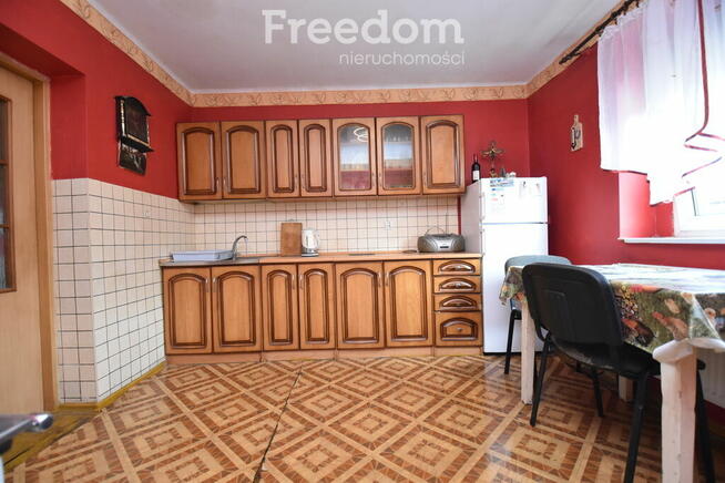 Dom wolnostojący 80 m2, 3 pokoje - duża działka