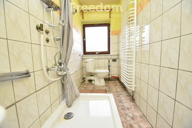 Dom wolnostojący 80 m2, 3 pokoje - duża działka