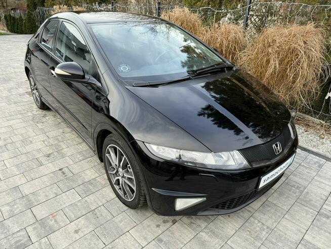 Honda Civic 1.8 V TEC !!! Zadbana Serwisowana z bardzo niskim przebiegiem !!!