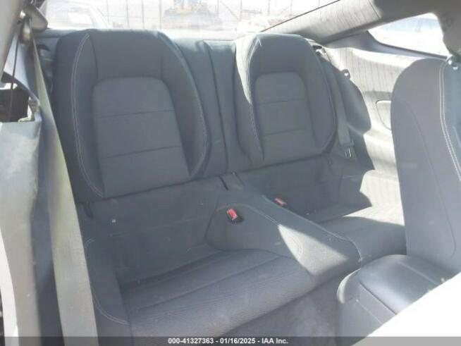 Ford Mustang V6 3.7l Automat RWD