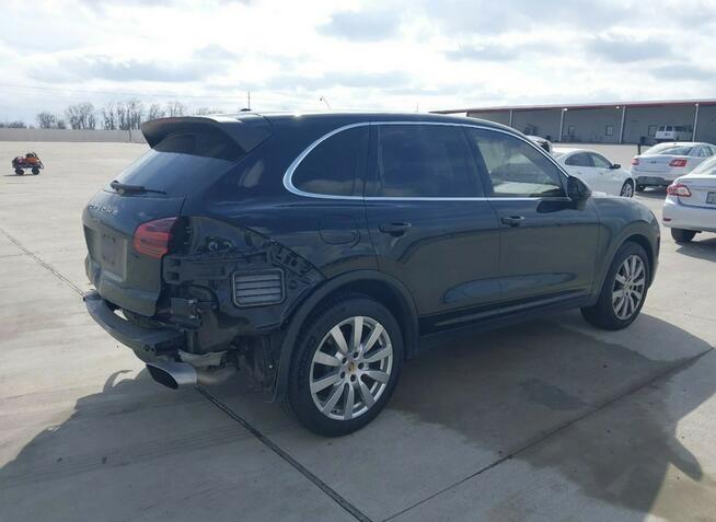 Porsche Cayenne Sport Chrono AWD 3.6l V6