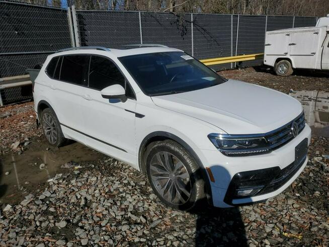 Volkswagen Tiguan SEL Virtual R-Line