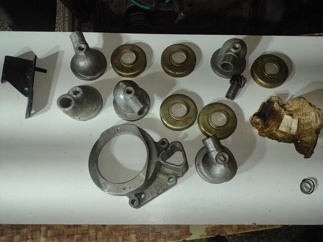 Fiat 125p-fotel kierowcy orginalny, klapka wlewu i inne