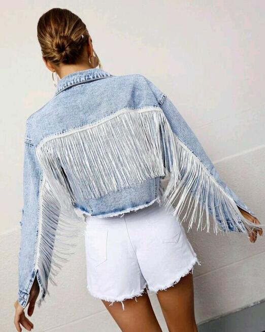 Frenchy Jeansowa kurtka z guzikami z przodu, postrzępi