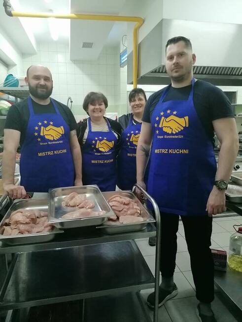 Pracownicy ze wschodu Azji i Ameryki jednorazowa opłata