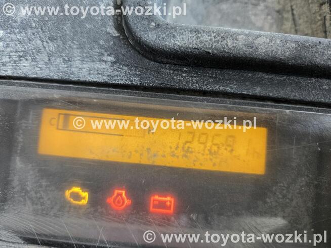 Wózek Widłowy TOYOTA 8FGF25 Kabina TOYOTA 8FG25 widlak Linde