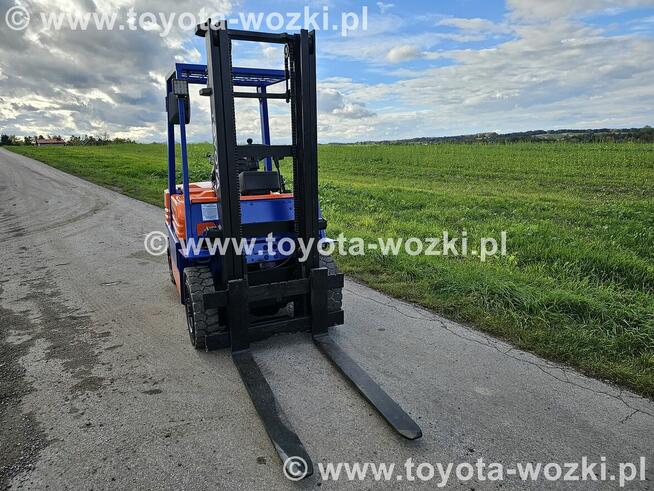 Wózek Widłowy TOYOTA 5FD25 , TOYOTA 5FDF25 widlak Linde