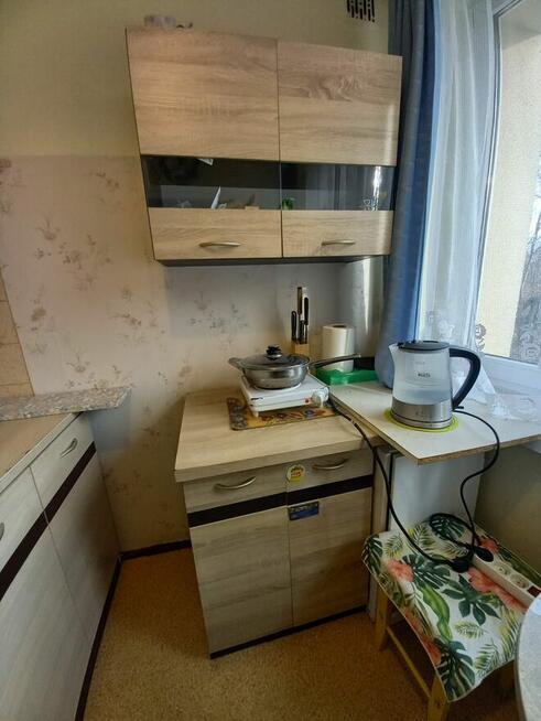 Ekspres do kawy, kupiony w ubiegłym roku, idealny