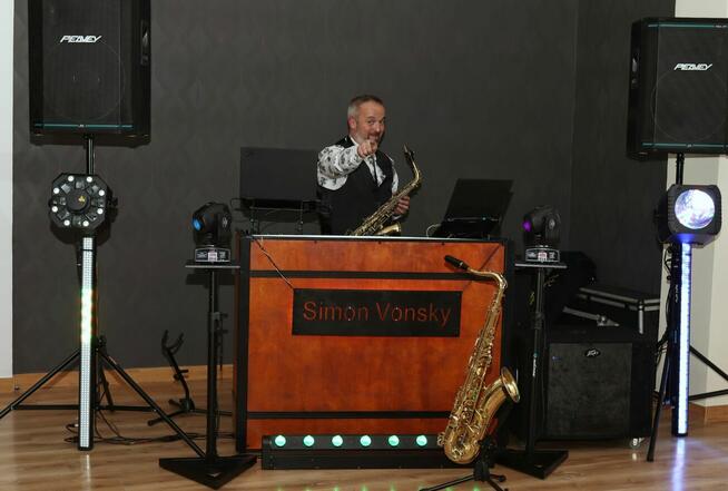 Na wesele - DJ SIMON VONSKY z saksofonami i nie tylko