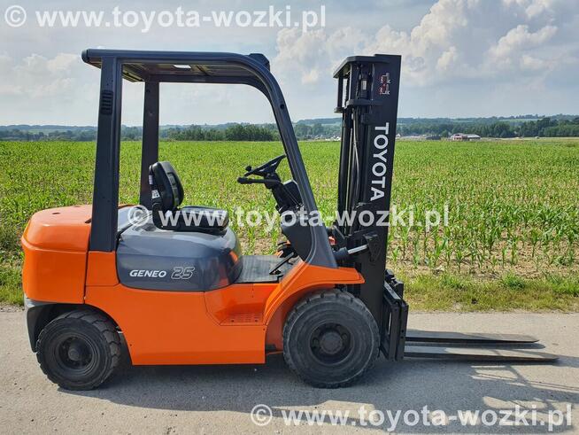 Wózek Widłowy TOYOTA 7FD25 , TOYOTA 7FDF25 widlak Linde