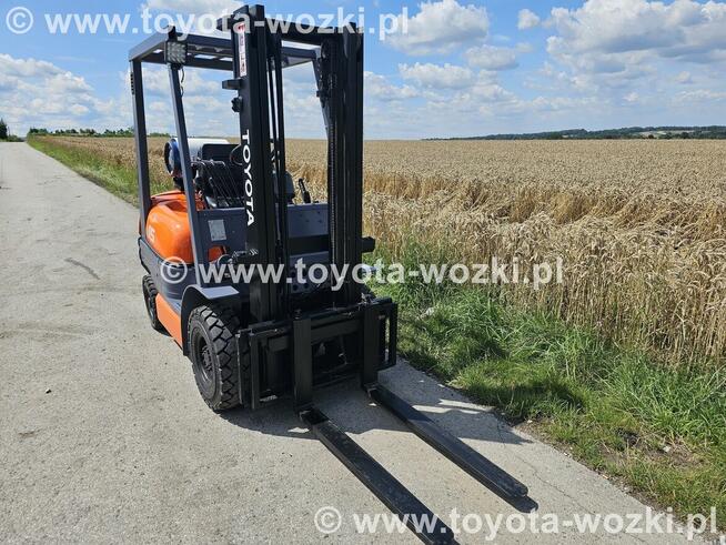 Wózek Widłowy TOYOTA 6FG15 Wózki Widłowe TOYOTA 6FGF15