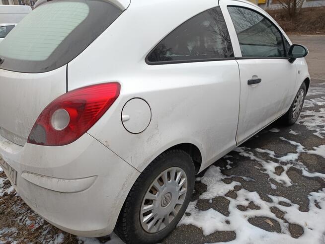 Klapa bagaznika Opel Corsa D 1.2 A12XER kod lak Z474.