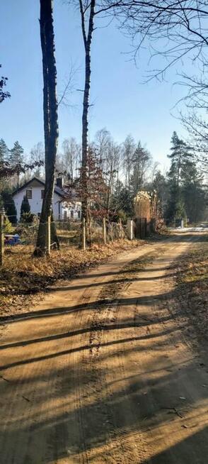 Sprzedam DZIAŁKĘ z MEDIAMI