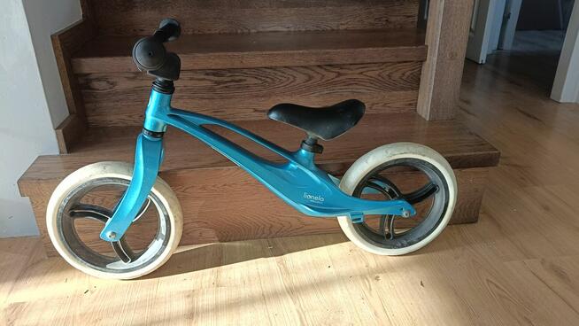 Lekki magnezowy Rowerek Biegowy Lionelo Bart Sky Niebieski