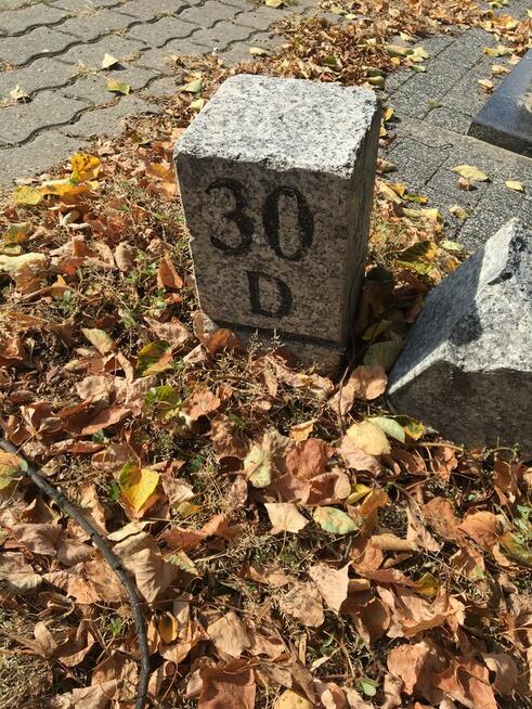 cmentarz Bródno grób przy kościele drewnianym sprzedam