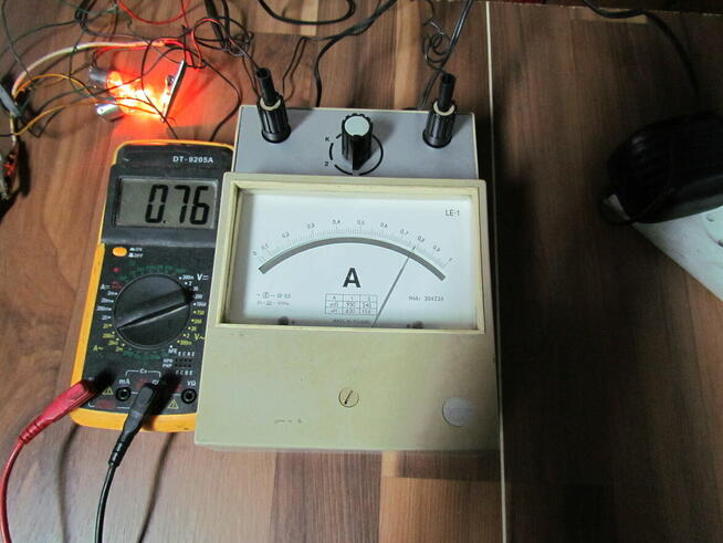 Miliamperomierz prądu zmiennego LE1