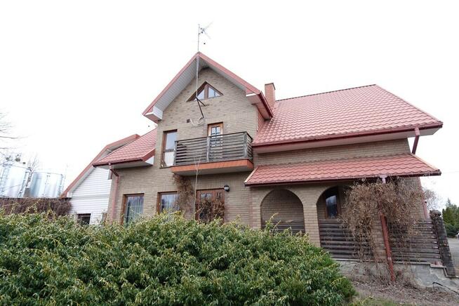 Pensjonat na sprzedaż z domem mieszkalnym, Liszna