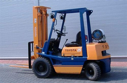 Wózek widłowy TOYOTA serii 4, wózki widłowe TOYOTA, Linde