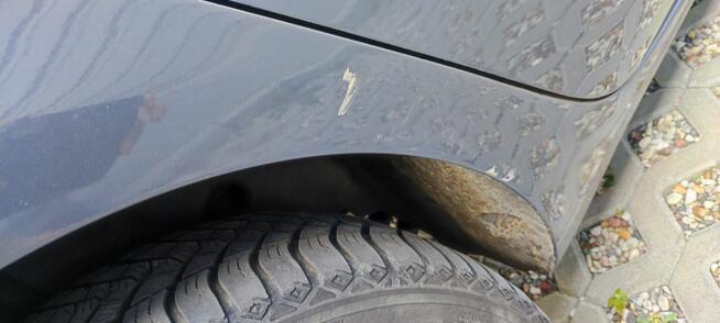 sprzedaż samochodu osobowego