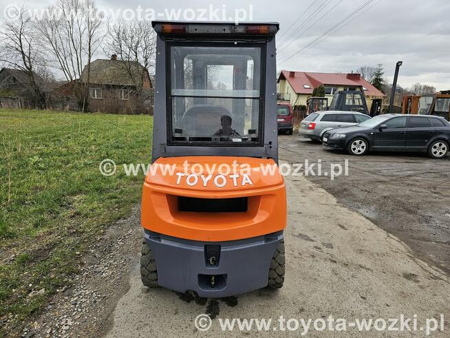 Wózek widłowy TOYOTA 7FDF25 triplx TOYOTA 7FD25 widlak Linde