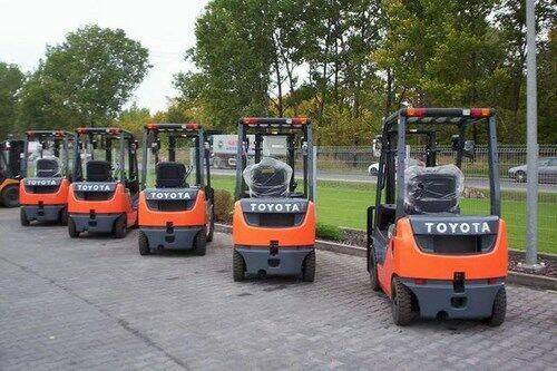 Wózek Widłowy TOYOTA serii 8 , Wózki Widłowe TOYOTA, Linde