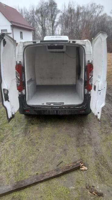 Samochód z chłodnią