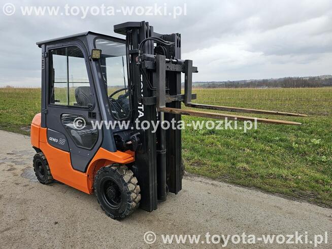 Wózek widłowy TOYOTA 7FDF25 triplx TOYOTA 7FD25 widlak Linde