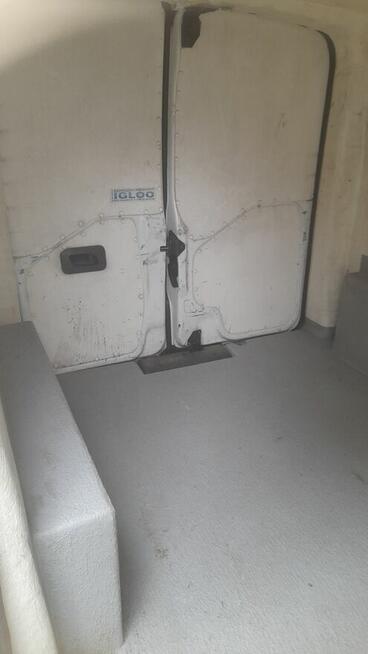 Samochód z chłodnią