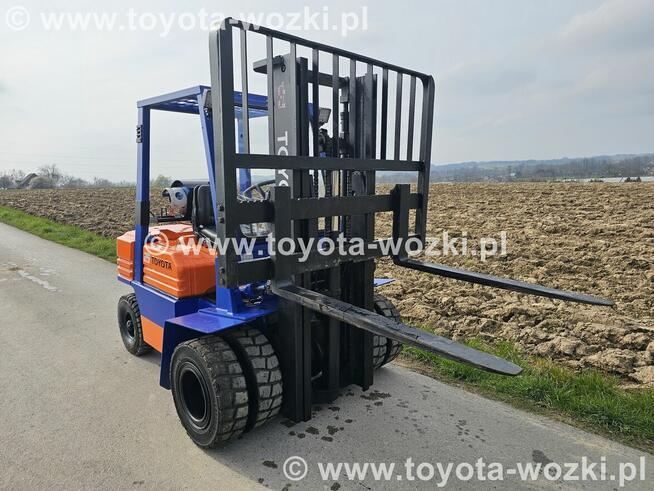 Wózek widłowy TOYOTA 5FG25 TOYOTA 5FGF25 widlak Linde