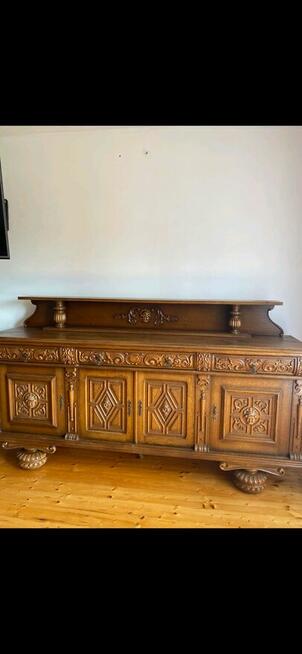 Rzeźbiony komplet do salonu