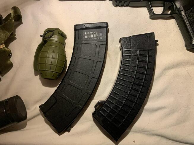 Repliki ASG + Dodatki