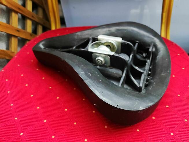 Siodełko rowerowe do Rowera roweru siodło czarne Kettler