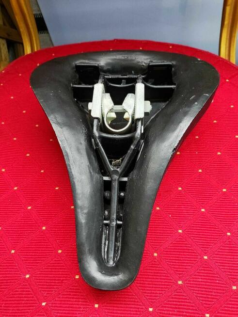 Siodełko rowerowe do Rowera roweru siodło czarne Kettler