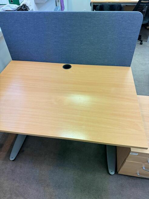 Biurko 100x60 biurka stoły buk KINNARPS regulowana wysokość