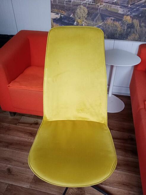 Krzesło konferencyjne Lumi LM 4C2 fotel konferencyjny biuro